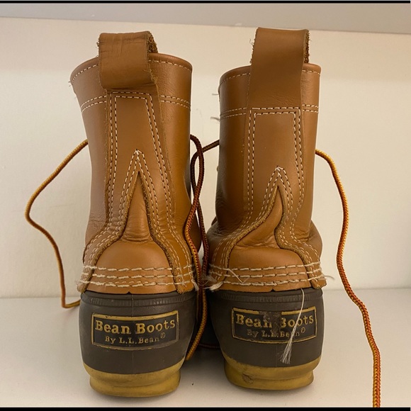 Women’s LL Bean Boots, 8” tan/brown - Picture 4 of 4